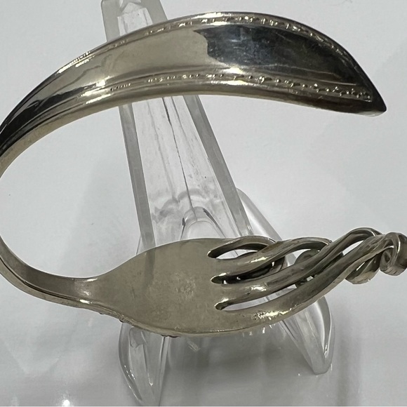 Unique Alpaca Open Bracelet Crafted from Vintage Sheffield Fork (Circa 1950s) - Picture 11 of 12